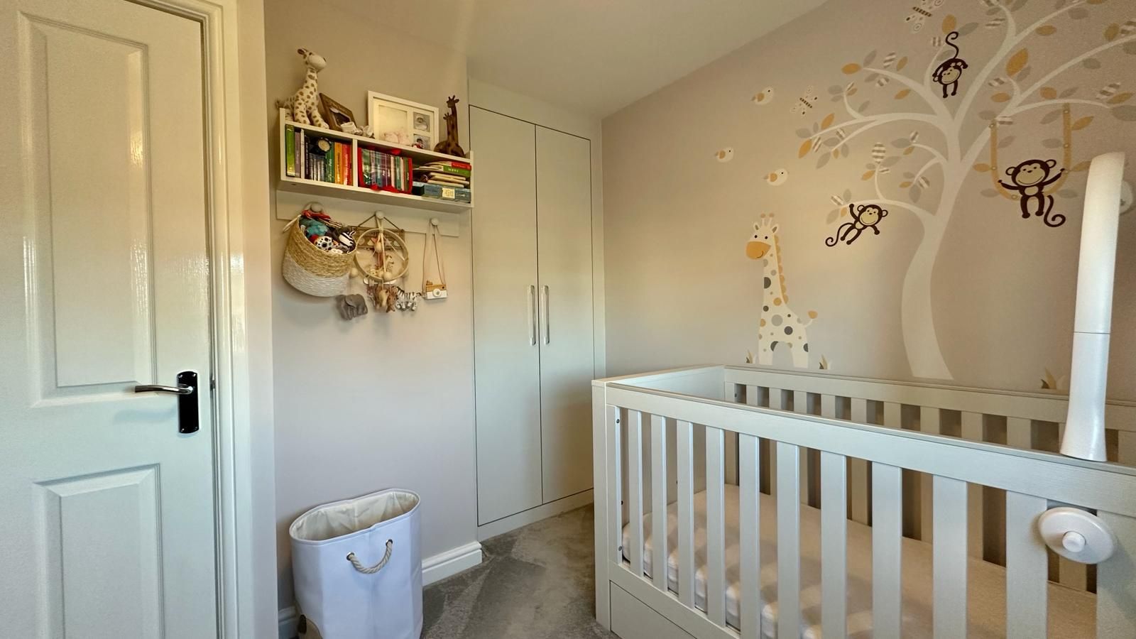 4 bedroom detached house For Sale in Coventry - Photograph 26.