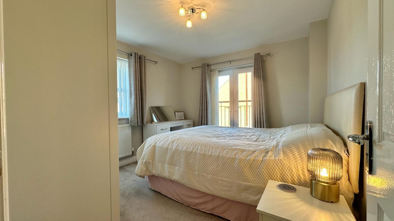 4 bedroom detached house For Sale in Coventry - Photograph 21.