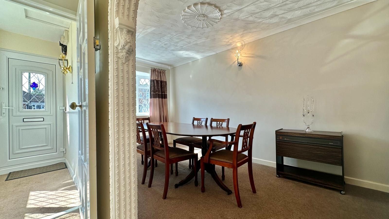 3 bedroom detached house Sold in Coventry - Photograph 9.
