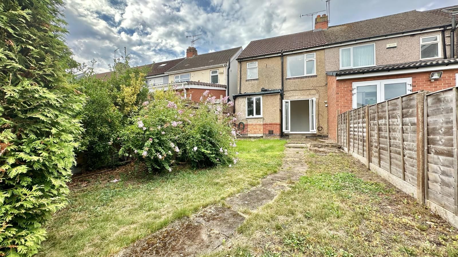 3 bedroom end terraced house SSTC in Coventry - Photograph 15.