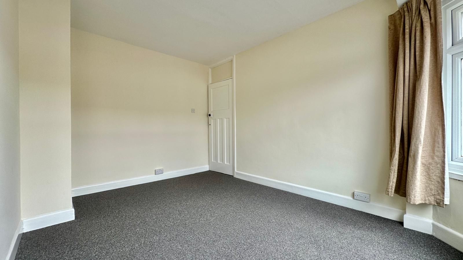 3 bedroom end terraced house SSTC in Coventry - Photograph 10.