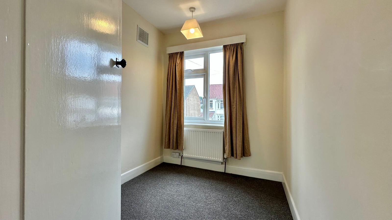 3 bedroom end terraced house SSTC in Coventry - Photograph 13.