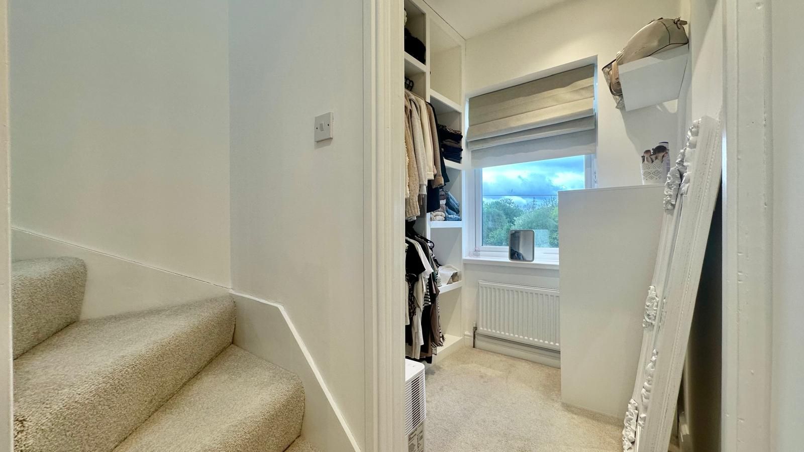 3 bedroom semi-detached house Sold in Coventry - Photograph 19.