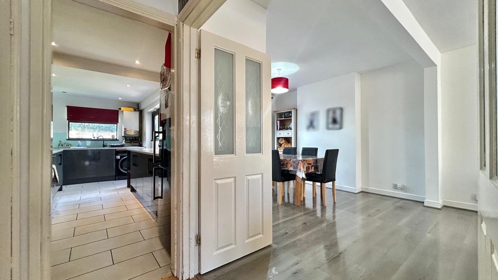 3 bedroom semi-detached house Sold in Coventry - Photograph 4.