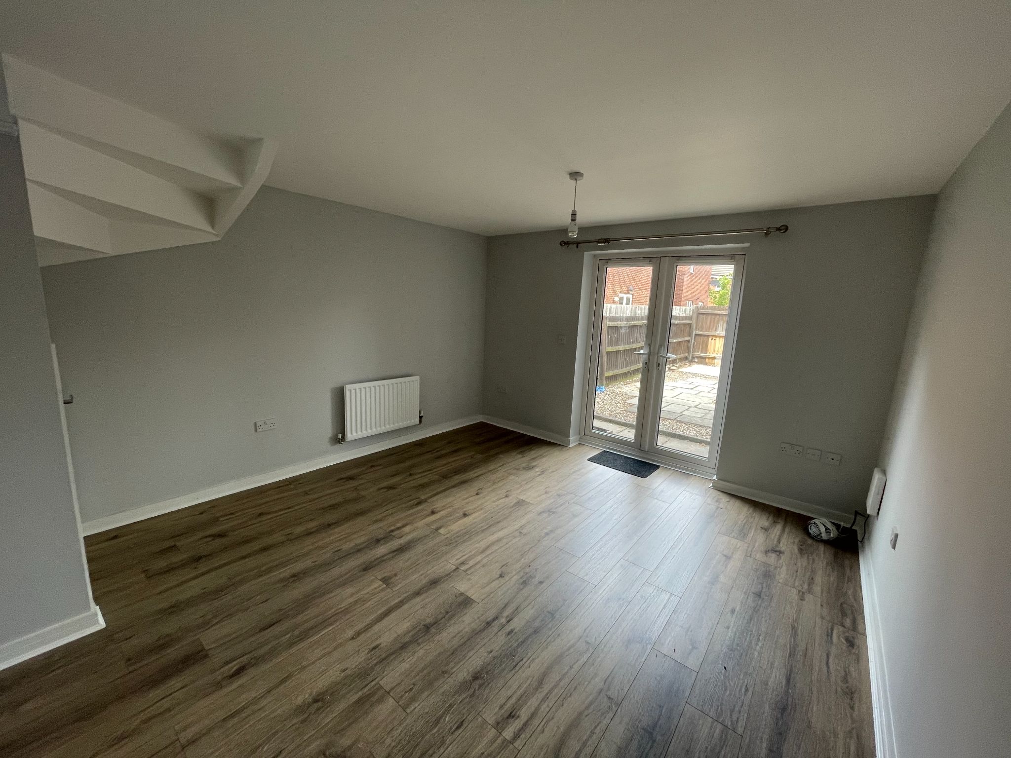 2 bedroom end terraced house Let in Coventry - Photograph 5.