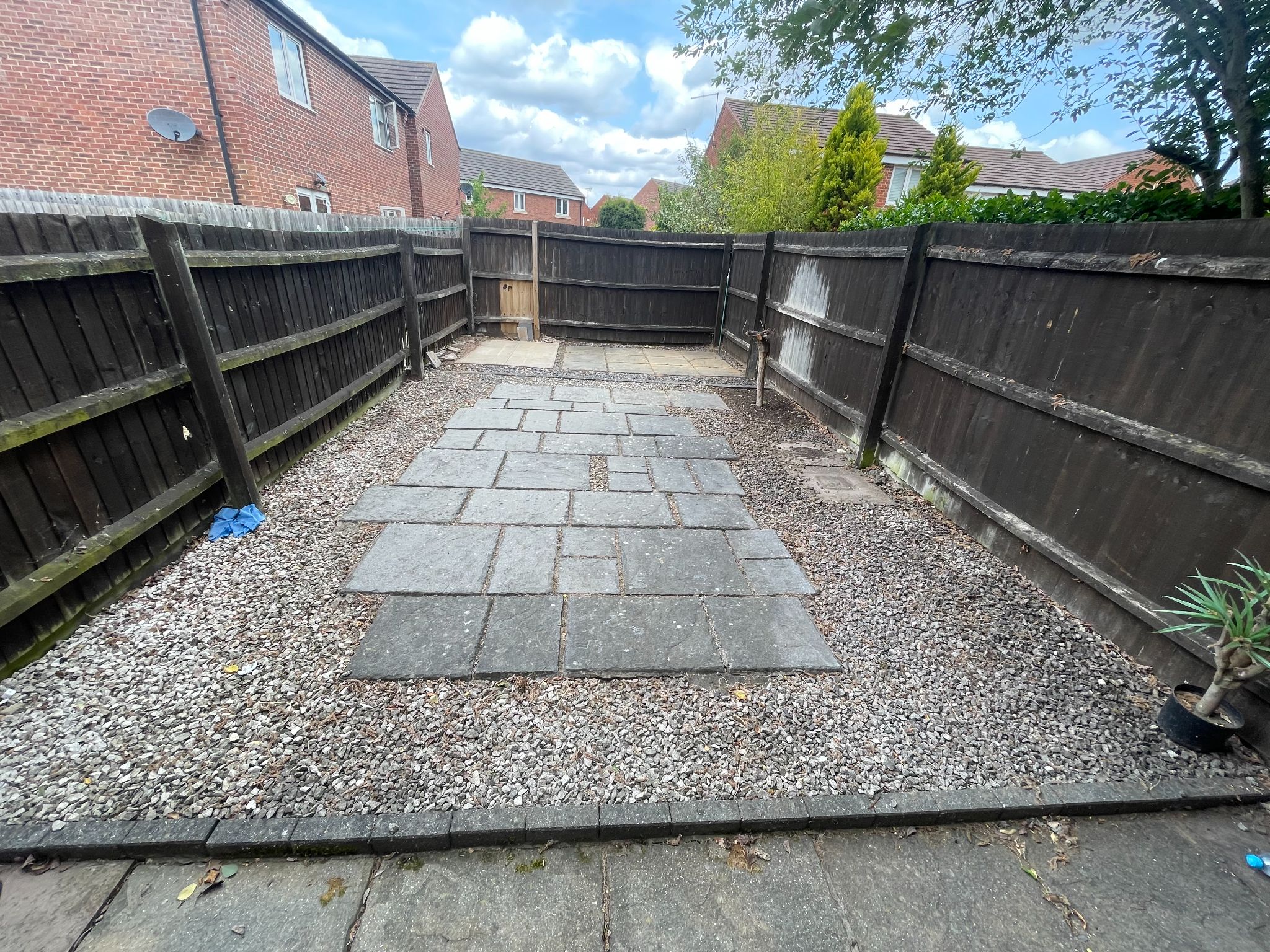 2 bedroom end terraced house Let in Coventry - Photograph 13.