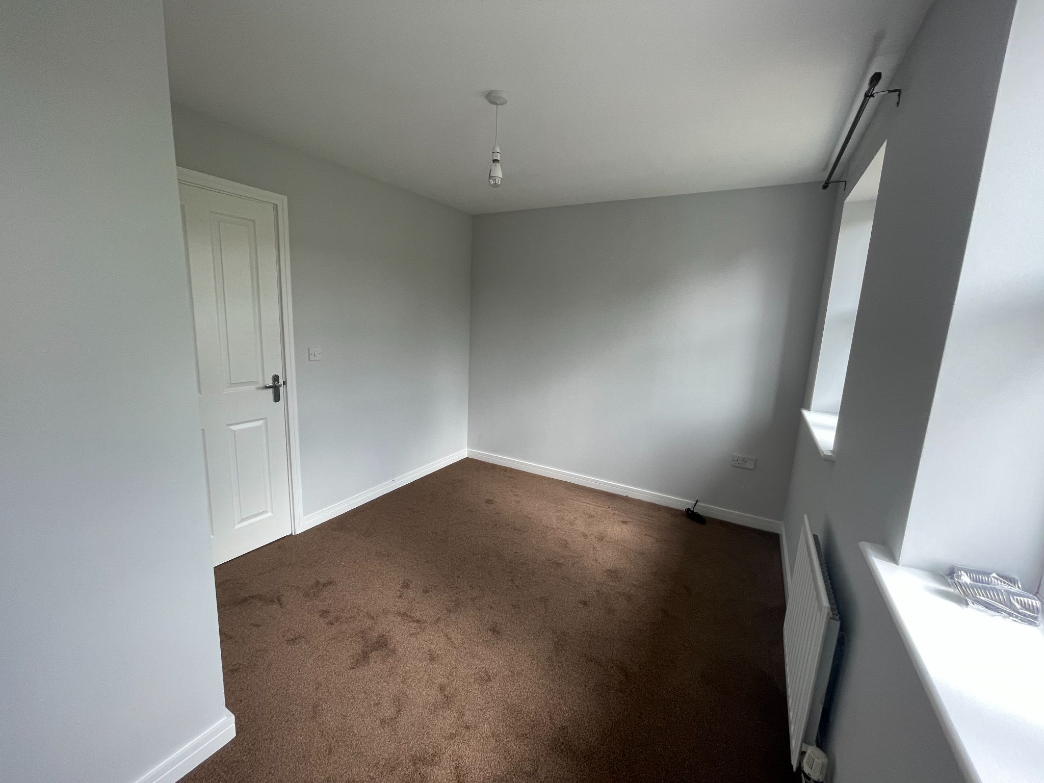 2 bedroom end terraced house Let in Coventry - Photograph 8.
