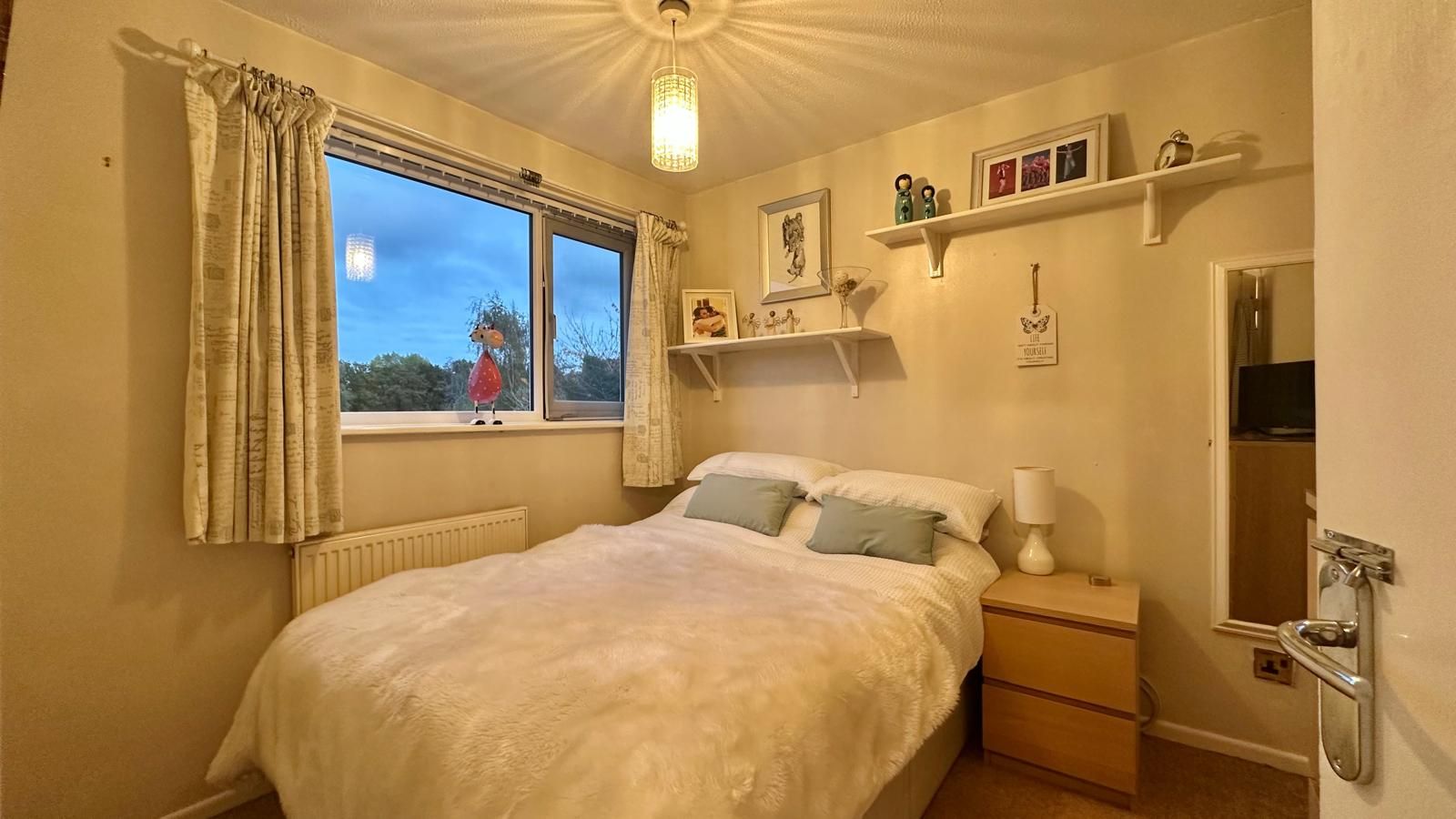 4 bedroom end terraced house SSTC in Coventry - Photograph 19.