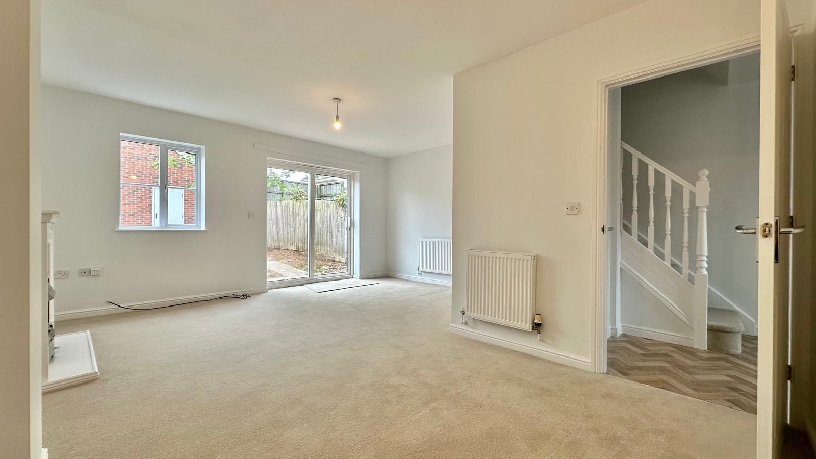 3 bedroom end terraced house Sold in Coventry - Photograph 3.