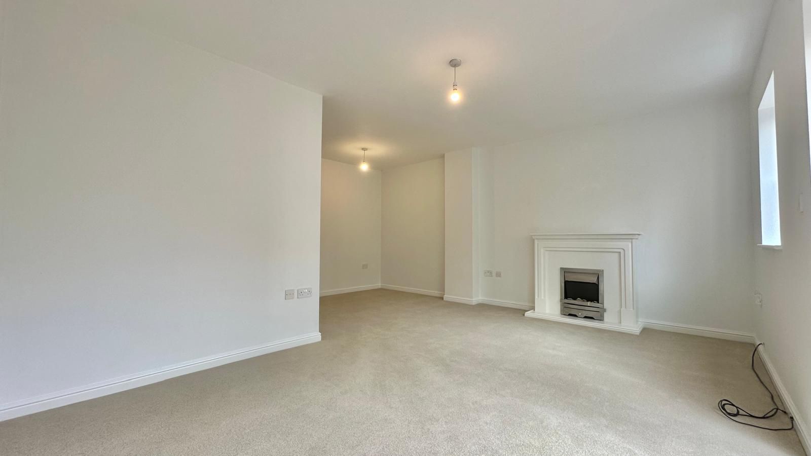 3 bedroom end terraced house Sold in Coventry - Photograph 8.