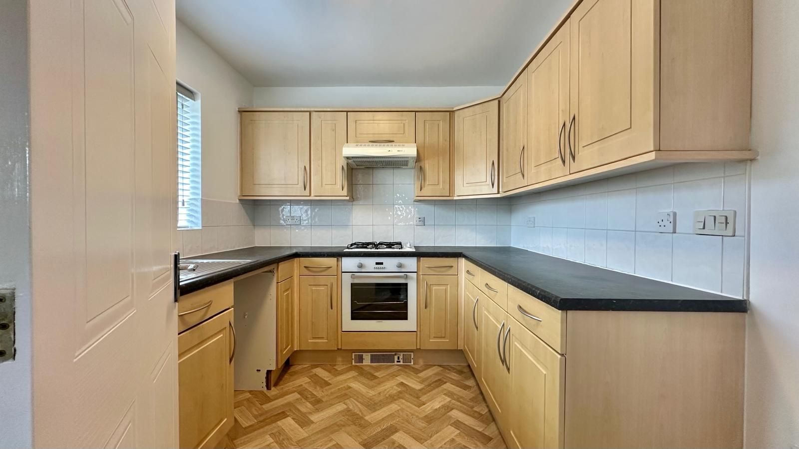 3 bedroom end terraced house Sold in Coventry - Photograph 11.