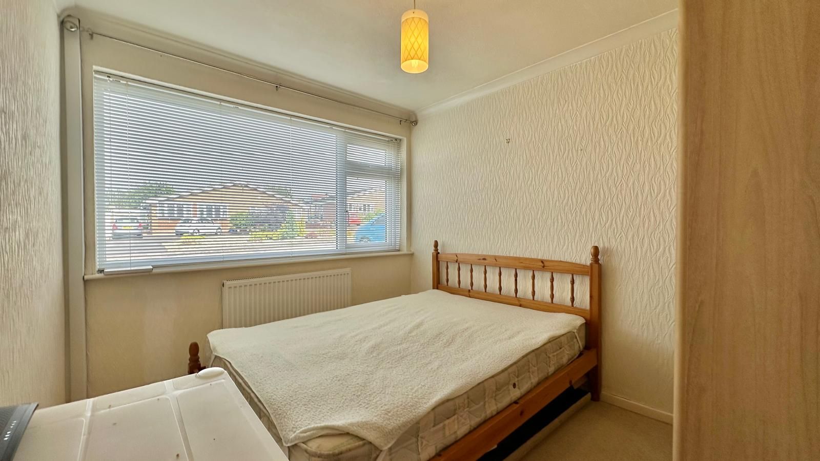 2 bedroom semi-detached bungalow SSTC in Coventry - Photograph 11.