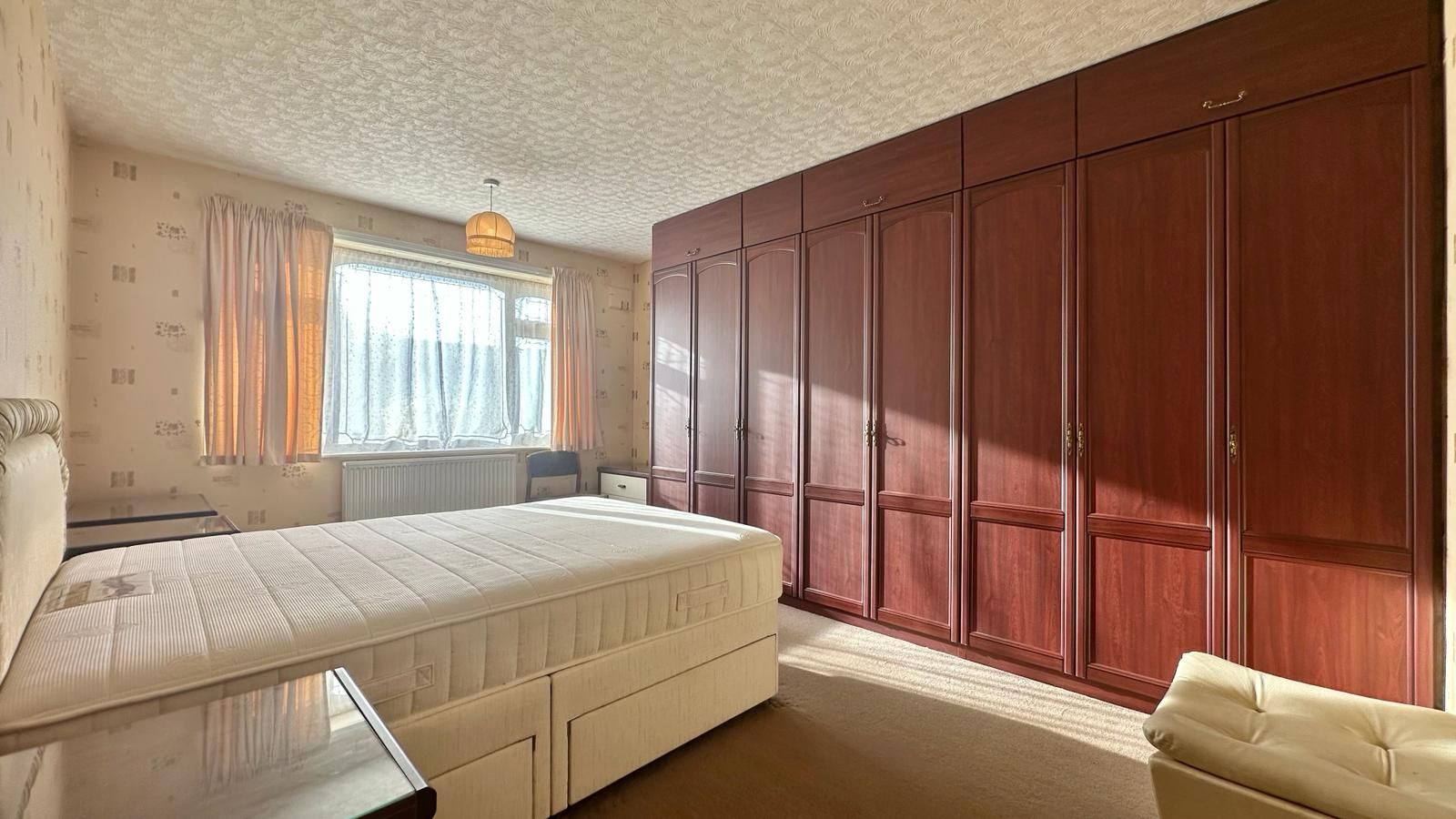 2 bedroom semi-detached bungalow For Sale in Coventry - Photograph 8.