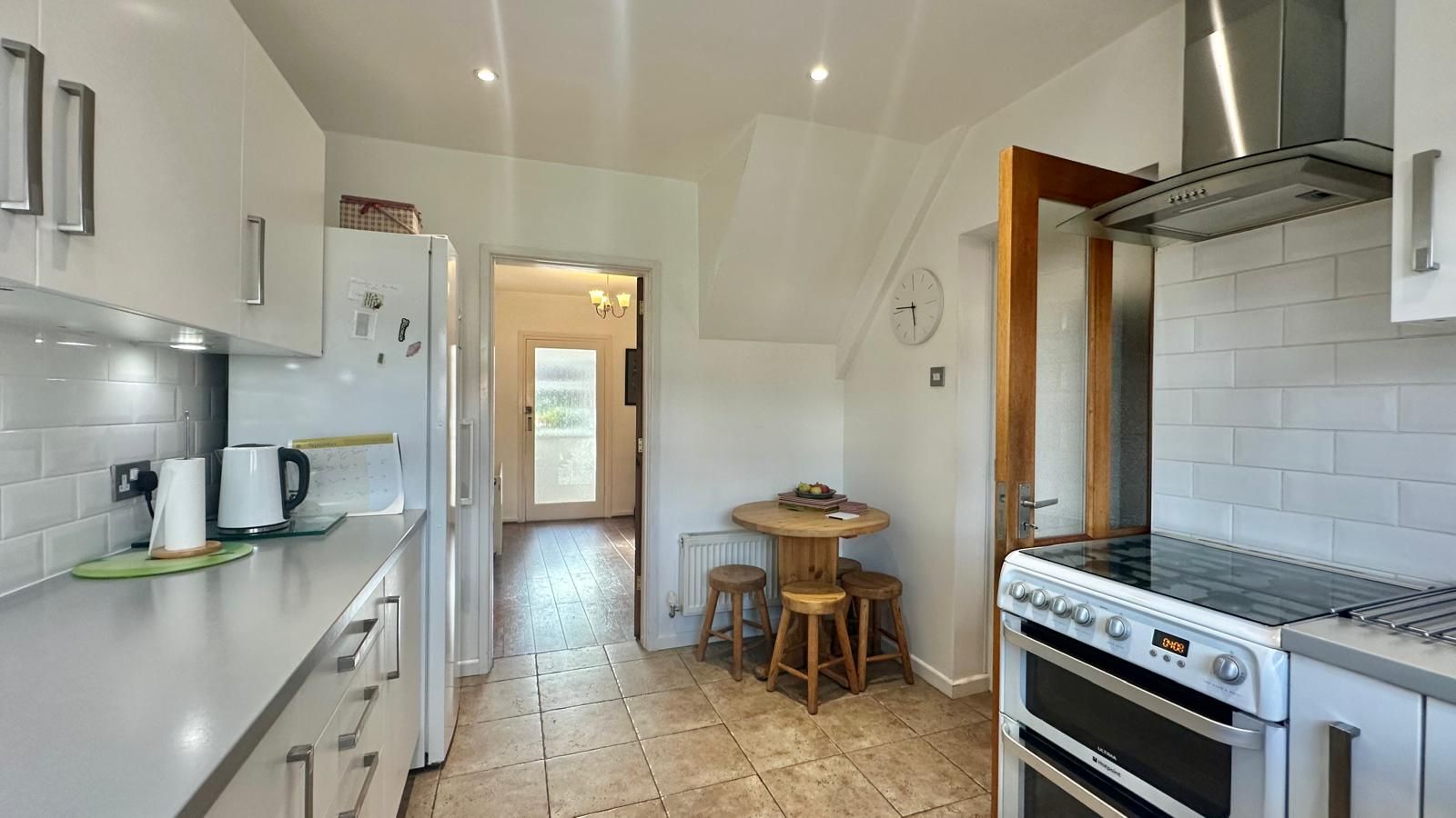 3 bedroom semi-detached house Sold in Coventry - Photograph 10.