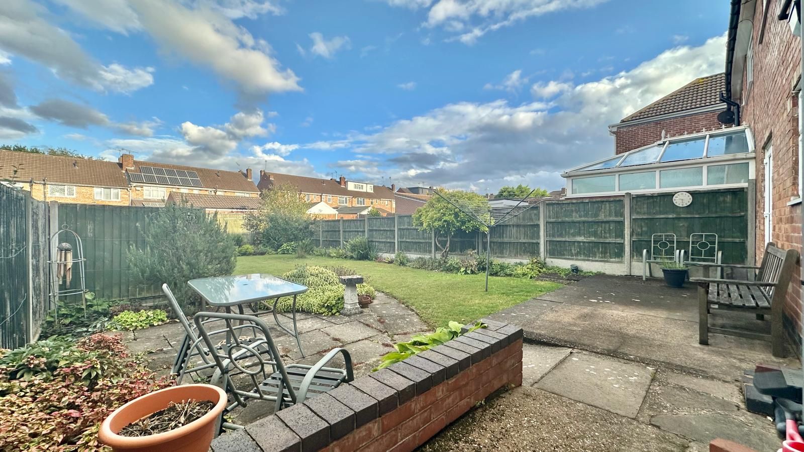 3 bedroom semi-detached house Sold in Coventry - Photograph 23.