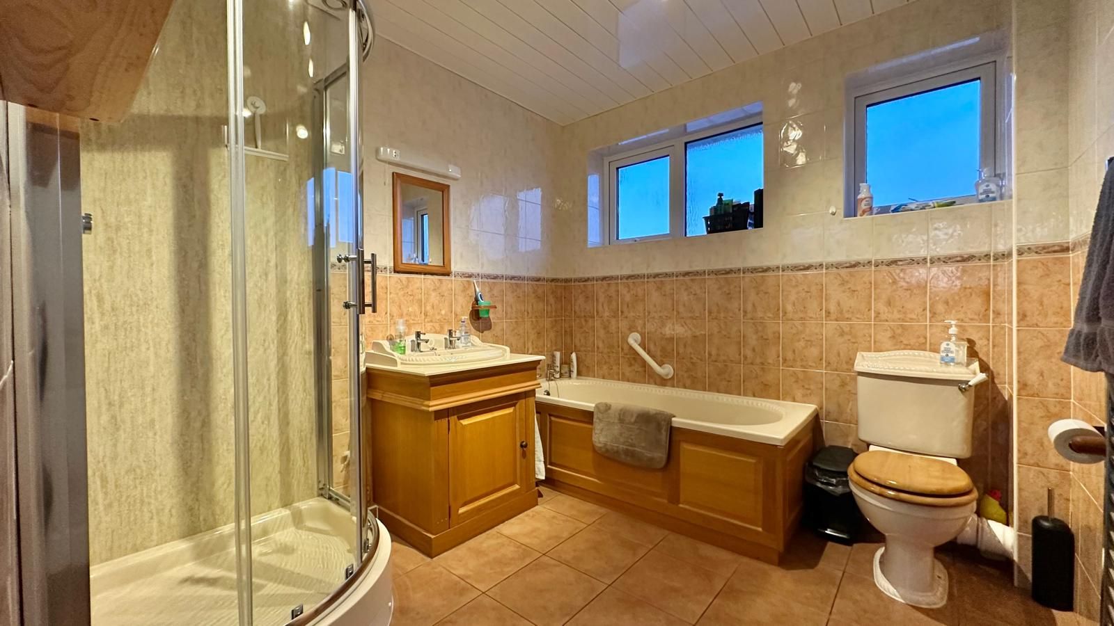 3 bedroom mid terraced house SSTC in Coventry - Photograph 15.