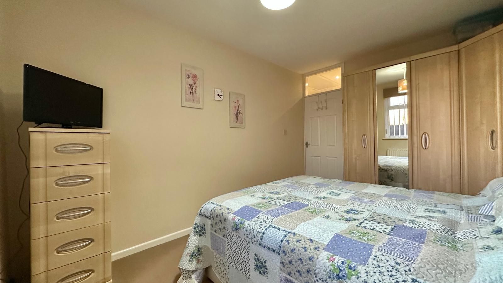 3 bedroom mid terraced house SSTC in Coventry - Photograph 10.