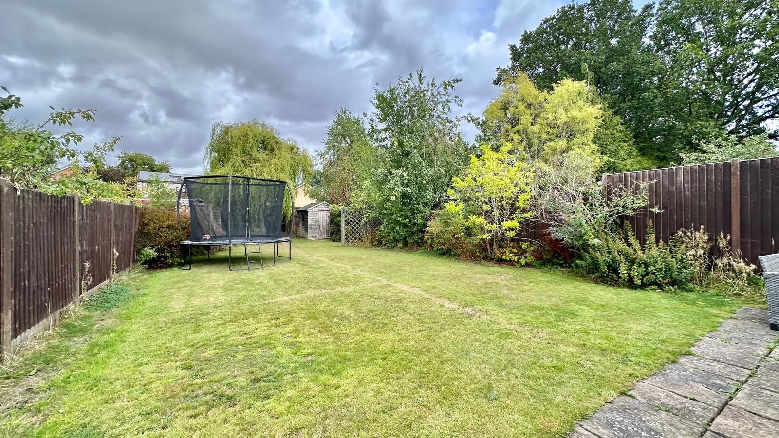 2 bedroom semi-detached bungalow For Sale in Coventry - Photograph 18.