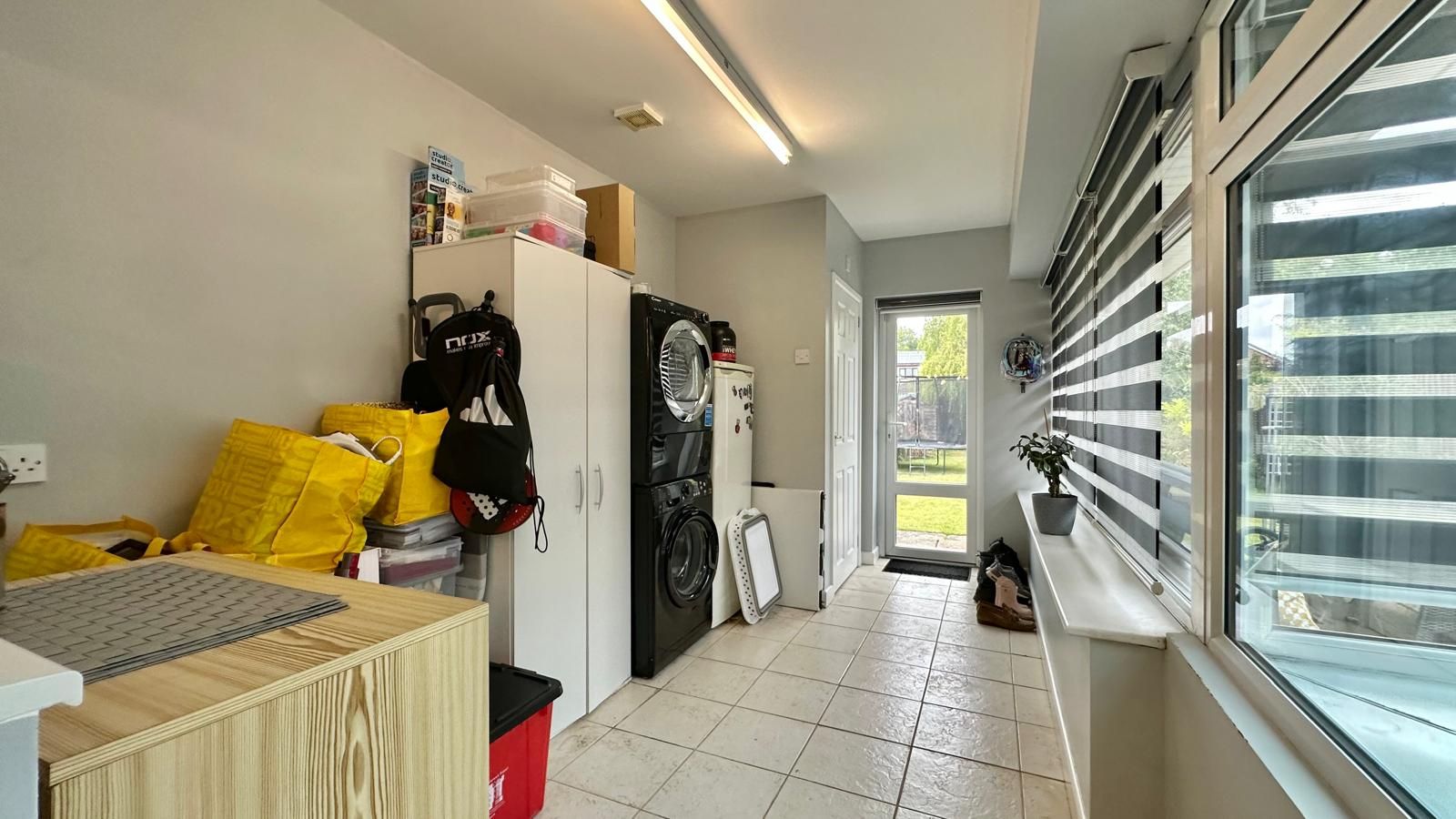 2 bedroom semi-detached bungalow For Sale in Coventry - Photograph 17.