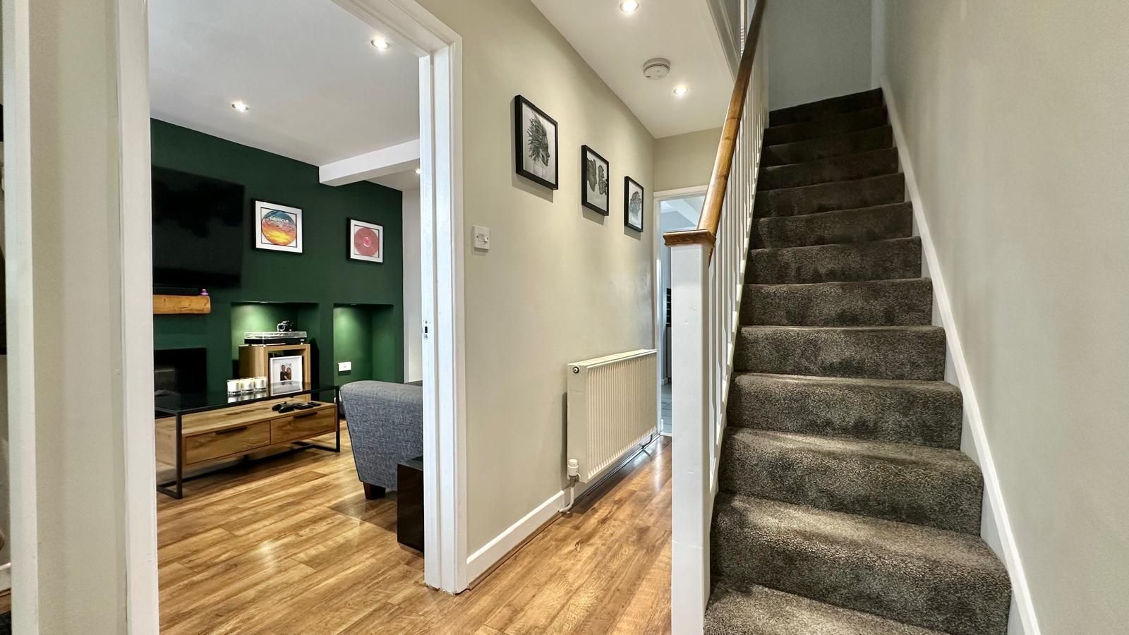 3 bedroom end terraced house Sold in Coventry - Photograph 2.