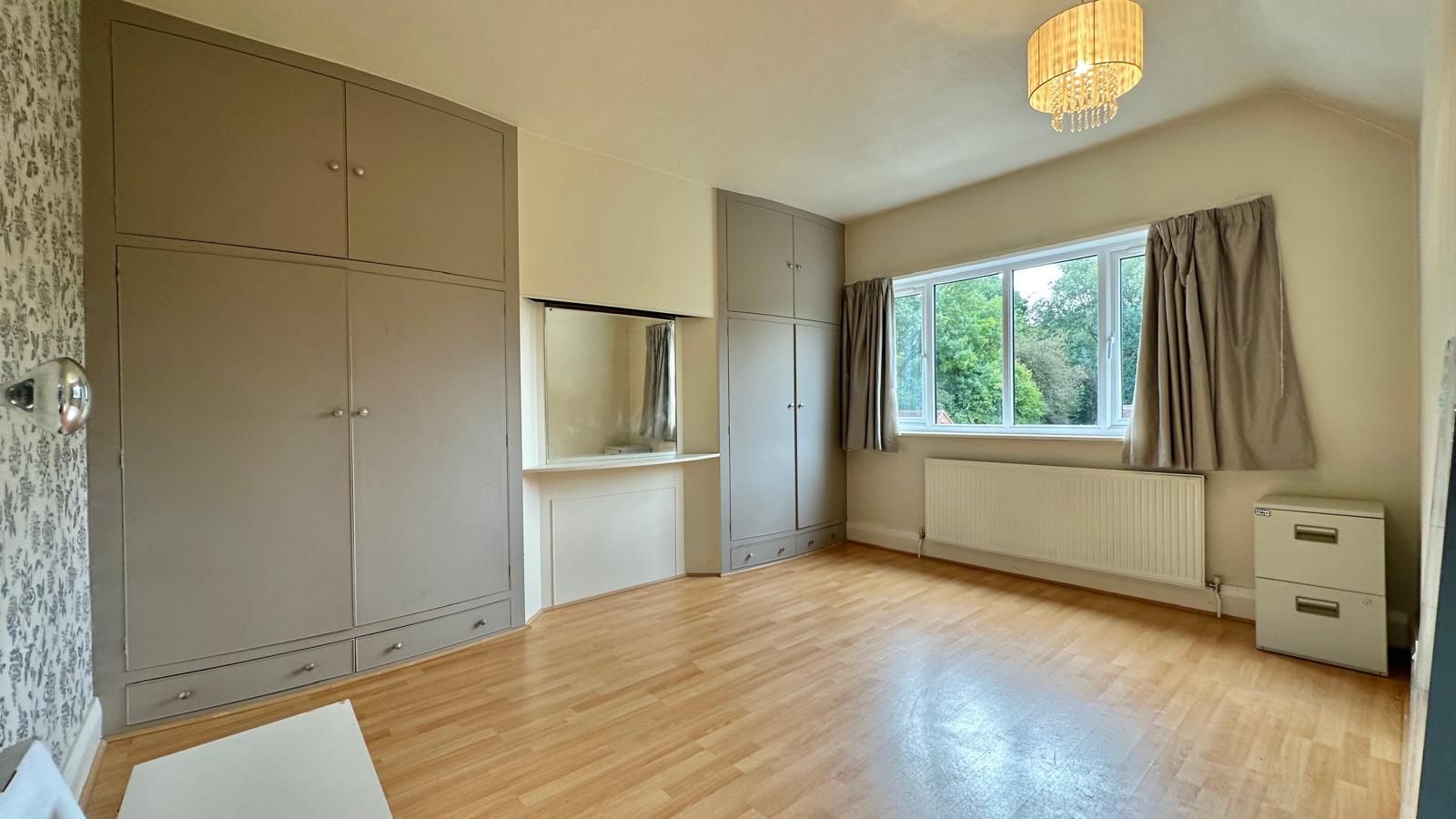 4 bedroom semi-detached house SSTC in Coventry - Photograph 16.