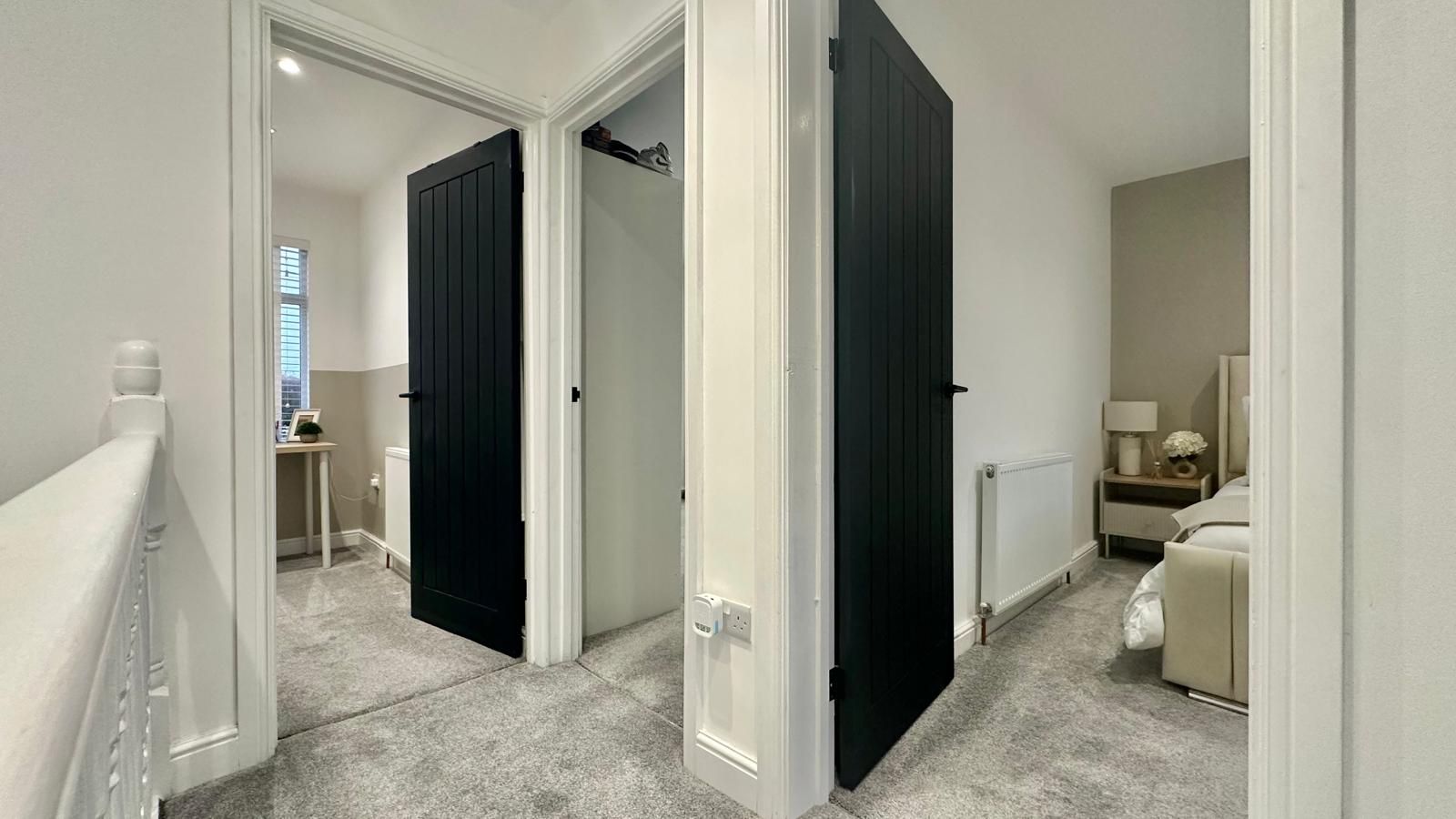 3 bedroom mid terraced house Sold in Coventry - Photograph 21.