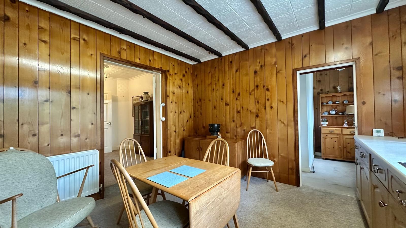 3 bedroom detached bungalow For Sale in Coventry - Photograph 8.