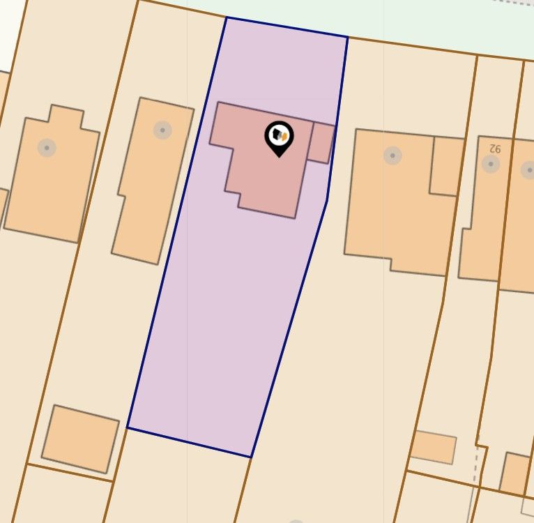 3 bedroom detached bungalow For Sale in Coventry - Photograph 25.