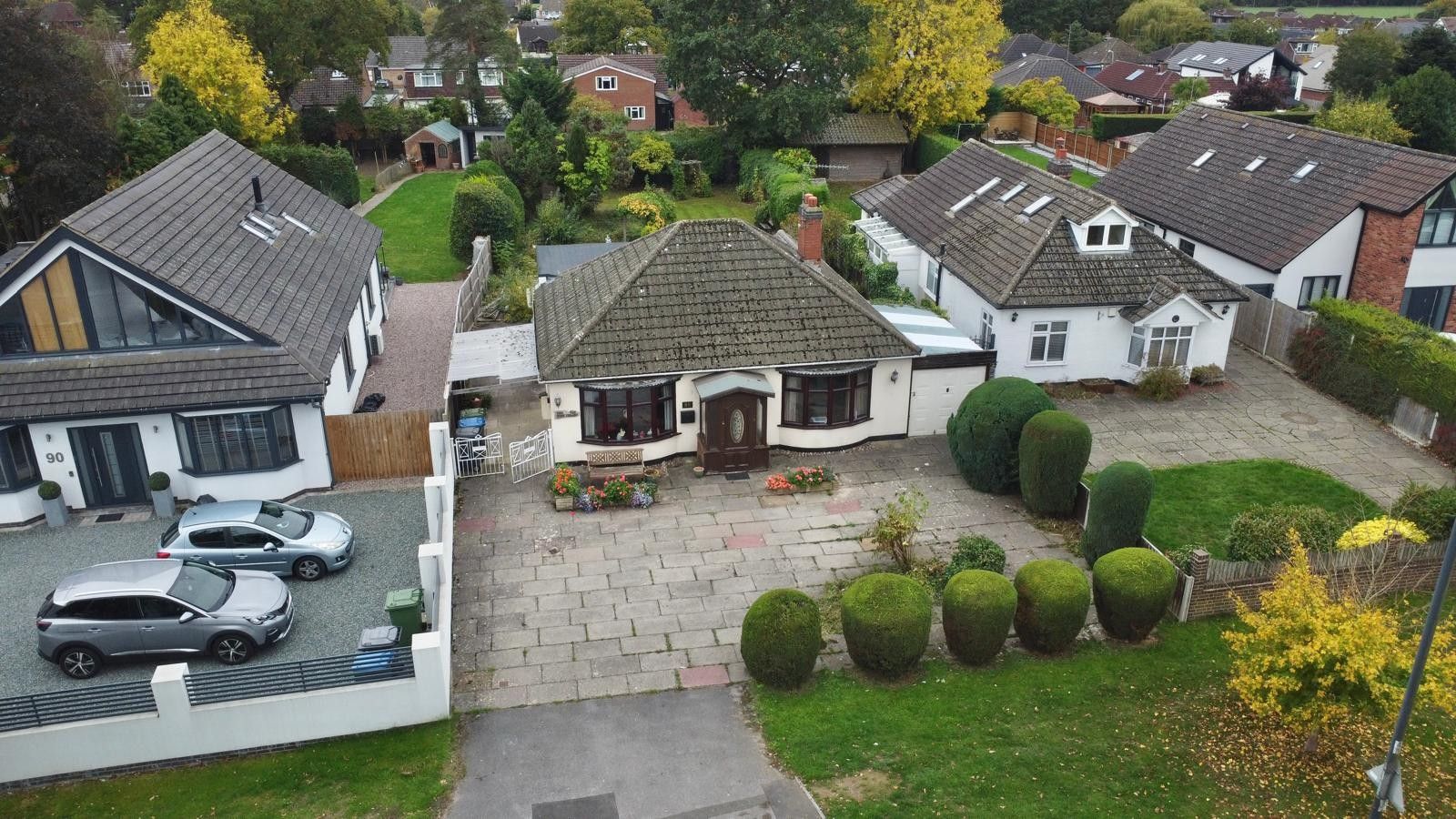 3 bedroom detached bungalow For Sale in Coventry - Photograph 21.