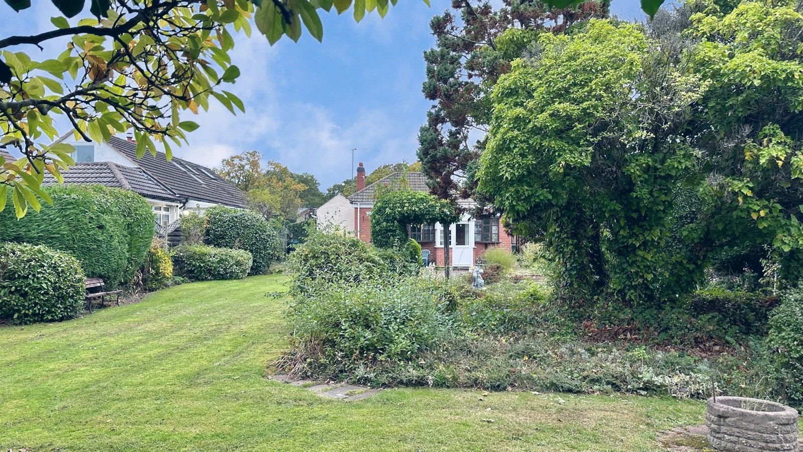 3 bedroom detached bungalow For Sale in Coventry - Photograph 24.