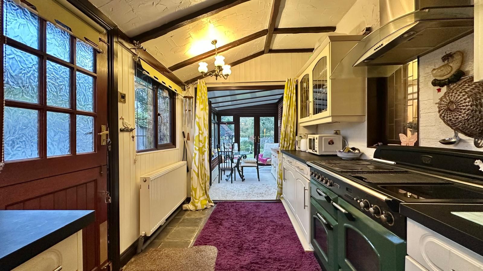 3 bedroom detached bungalow SSTC in Coventry - Photograph 10.