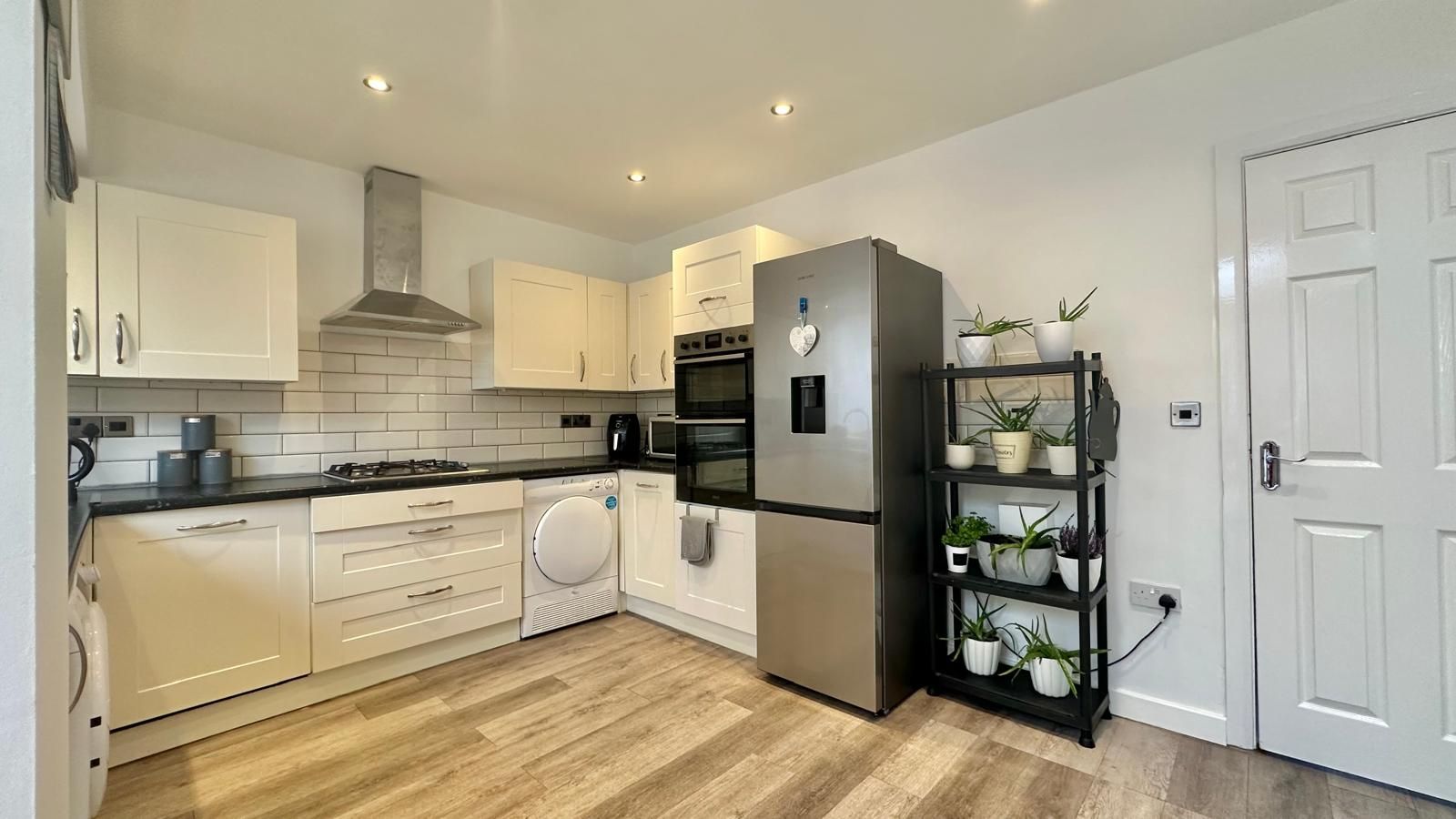 3 bedroom mid terraced house SSTC in Coventry - Photograph 8.