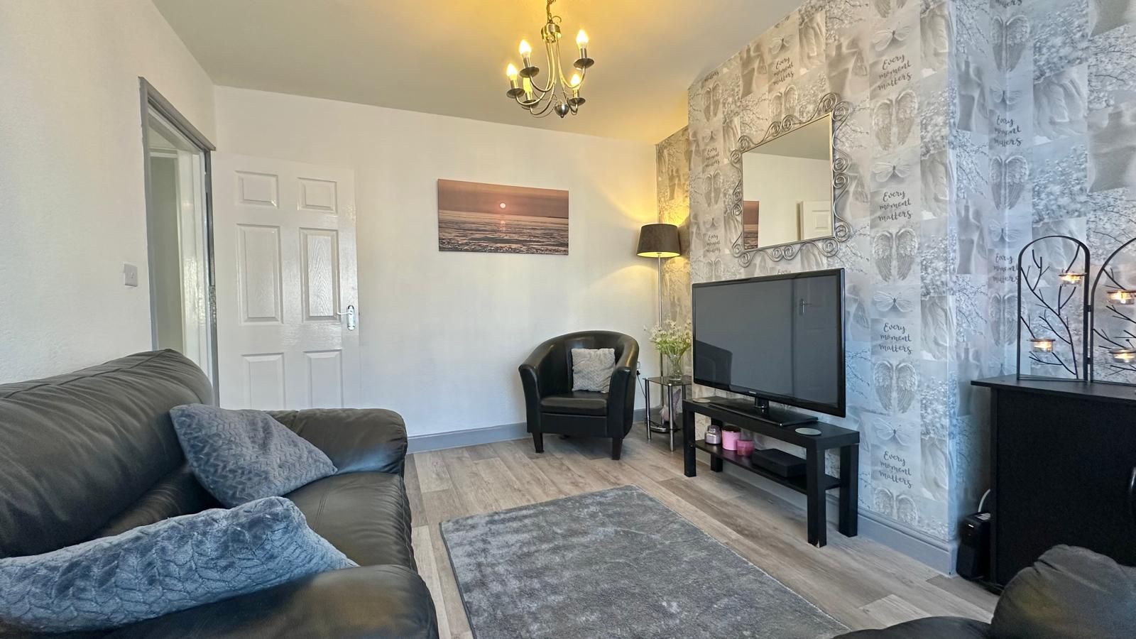 3 bedroom mid terraced house SSTC in Coventry - Photograph 10.