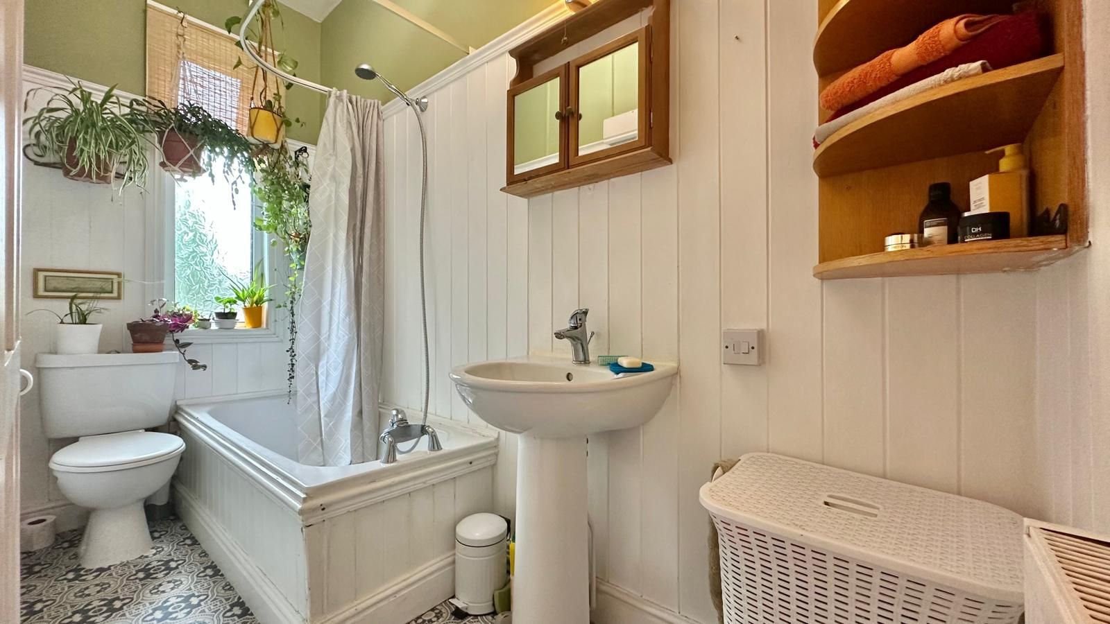 2 bedroom mid terraced house SSTC in Coventry - Photograph 12.