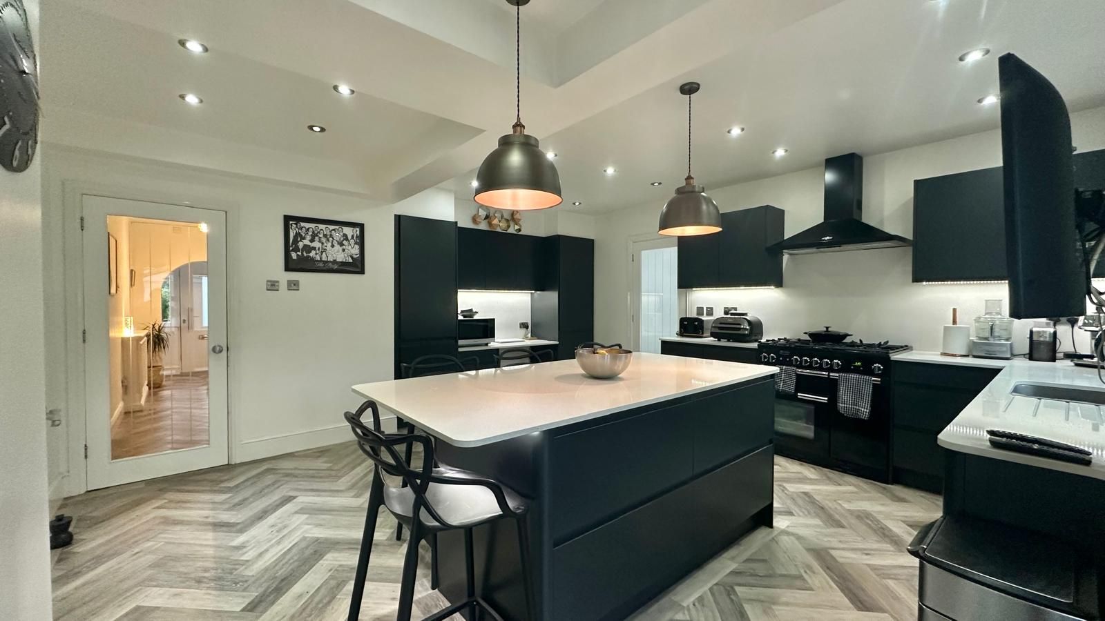 4 bedroom semi-detached house SSTC in Coventry - Kitchen.