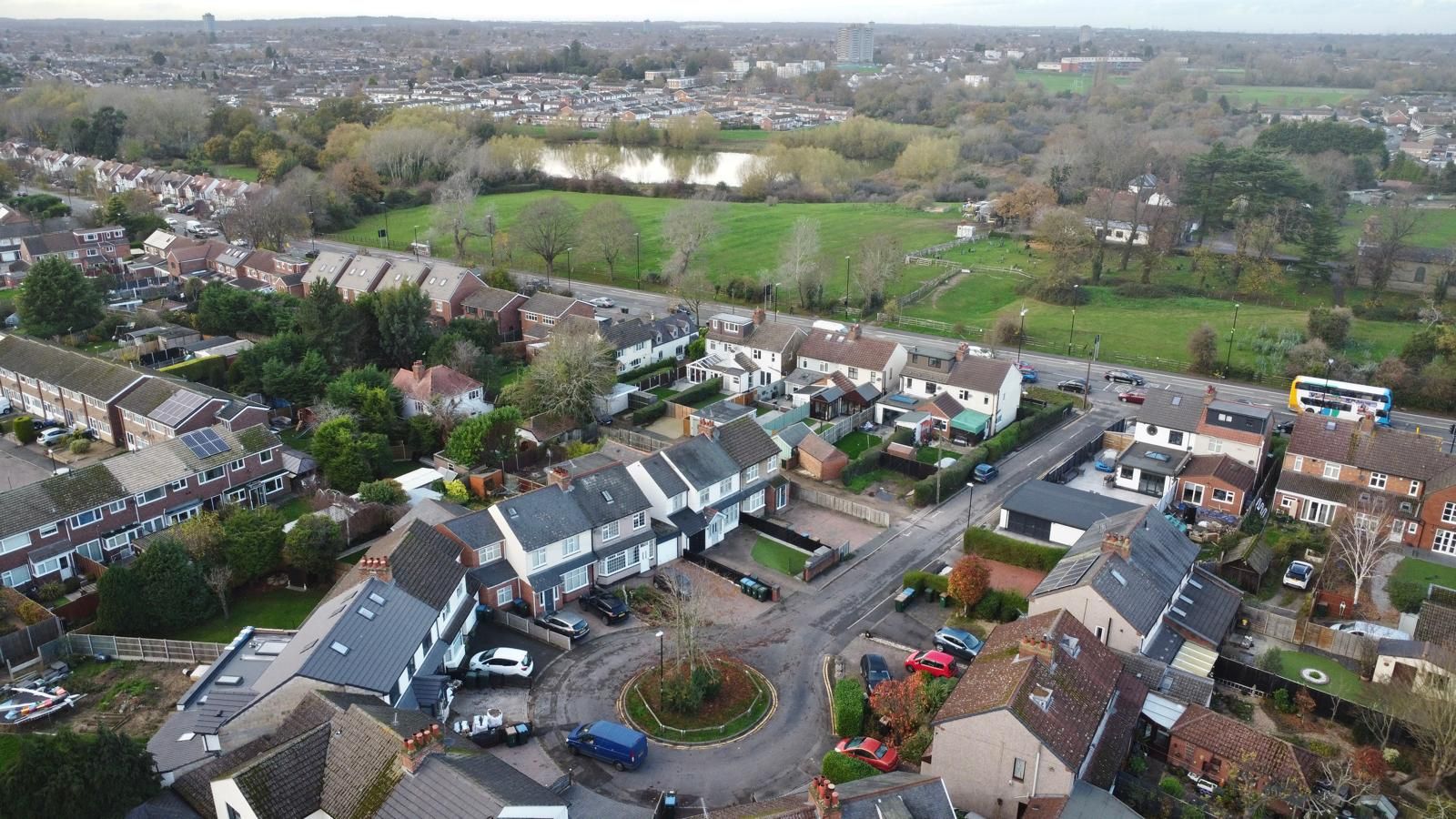 4 bedroom semi-detached house SSTC in Coventry - Ebro Crescent.