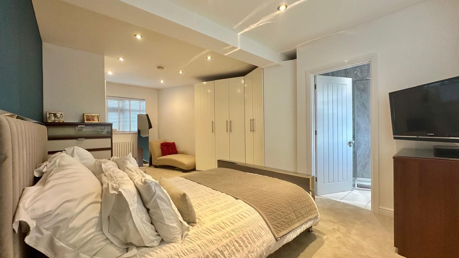 4 bedroom semi-detached house SSTC in Coventry - Master Bedroom.