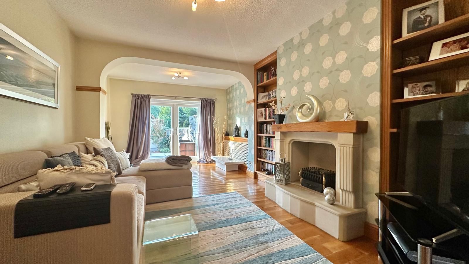 4 bedroom semi-detached house SSTC in Coventry - Lounge.