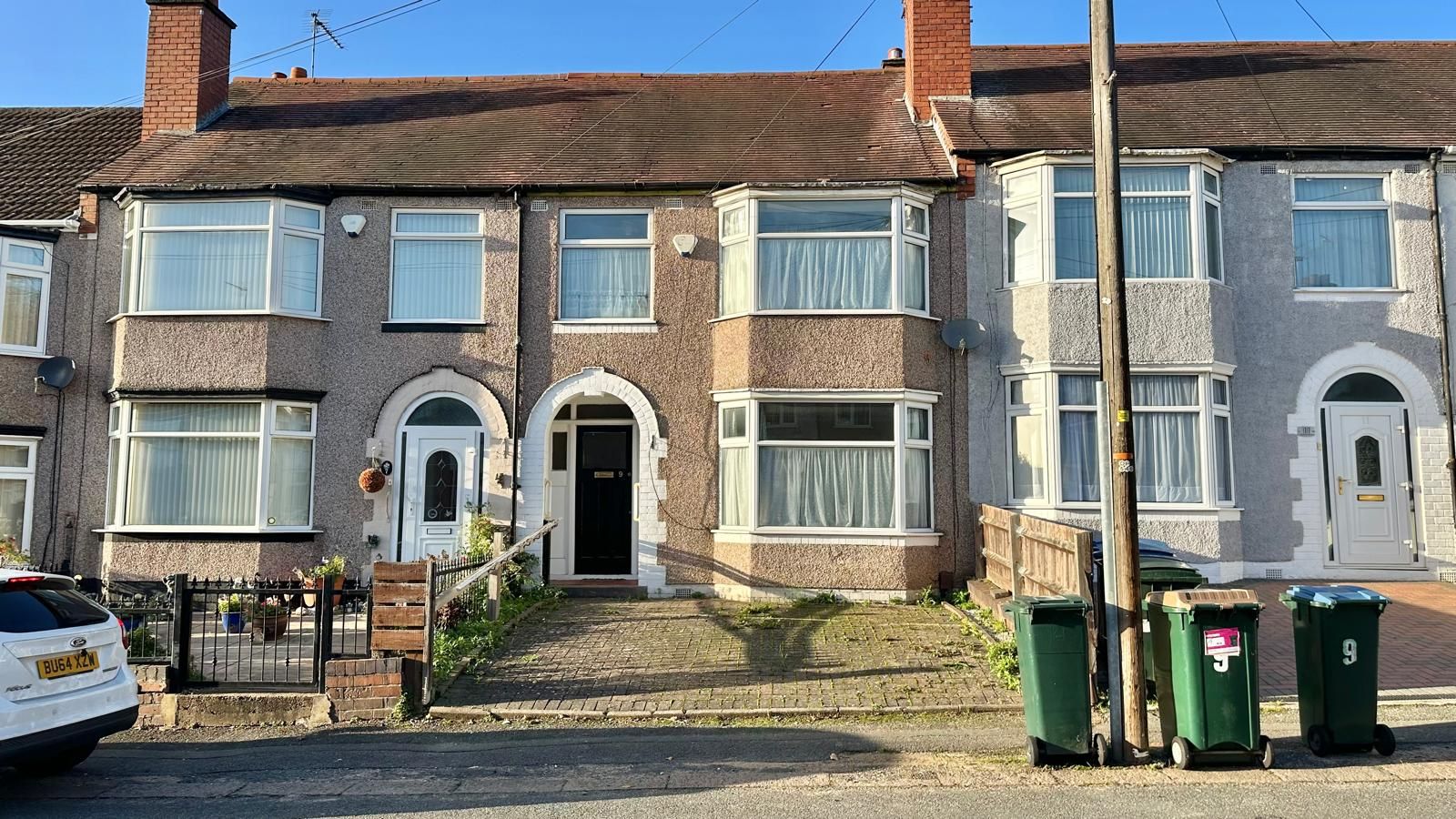 3 bedroom mid terraced house Sold in Coventry - Photograph 1.