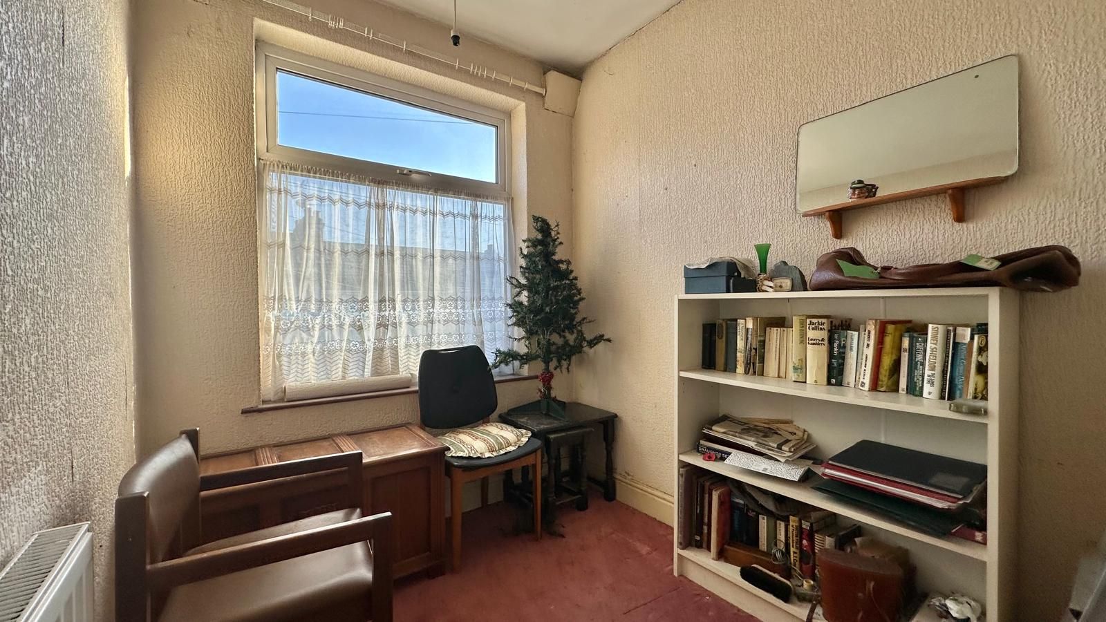 3 bedroom mid terraced house Sold in Coventry - Photograph 15.
