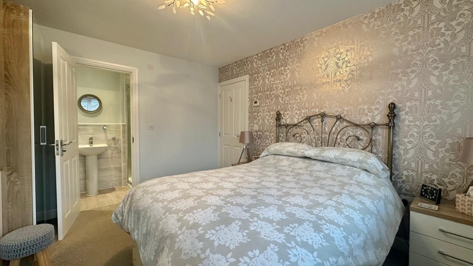 3 bedroom detached house SSTC in Coventry - Photograph 12.