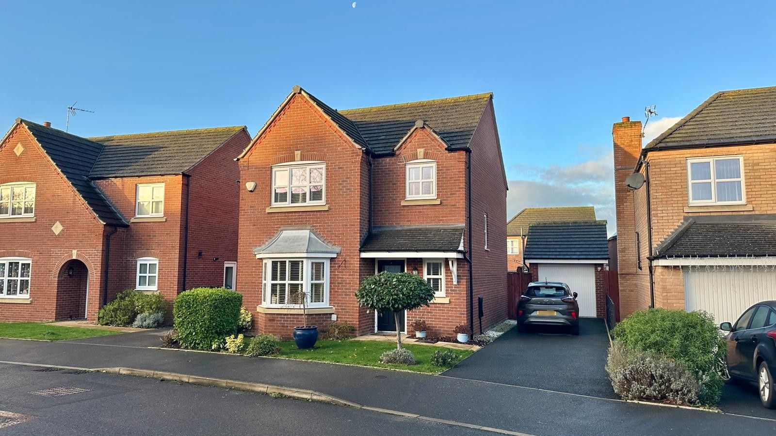 3 bedroom detached house SSTC in Coventry - Photograph 1.