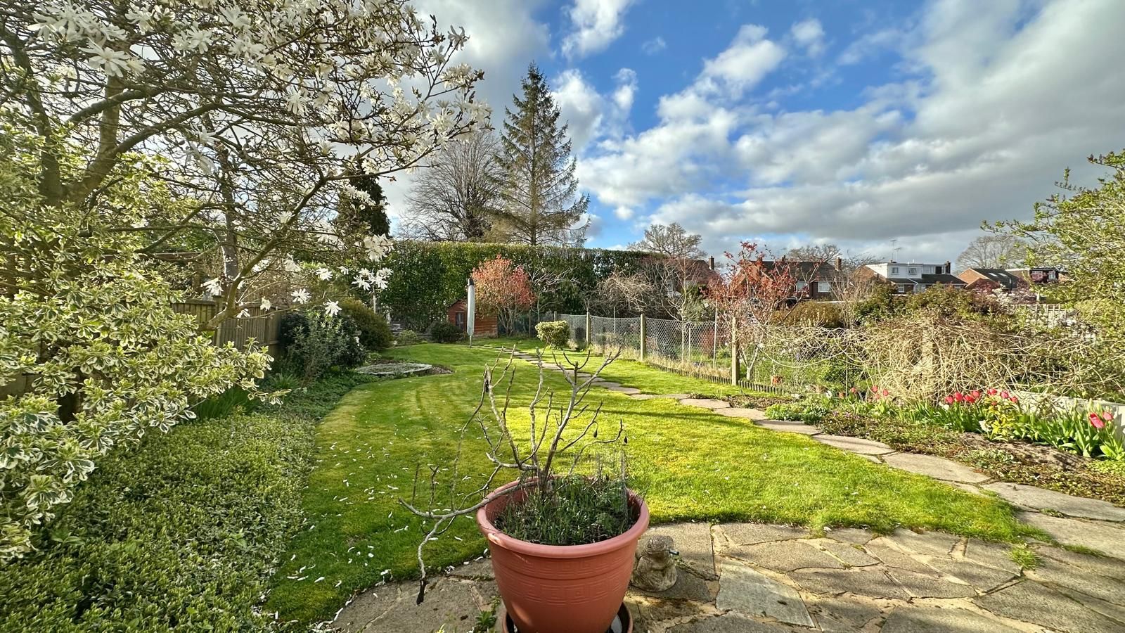 3 bedroom semi-detached house For Sale in Coventry - Property photograph.