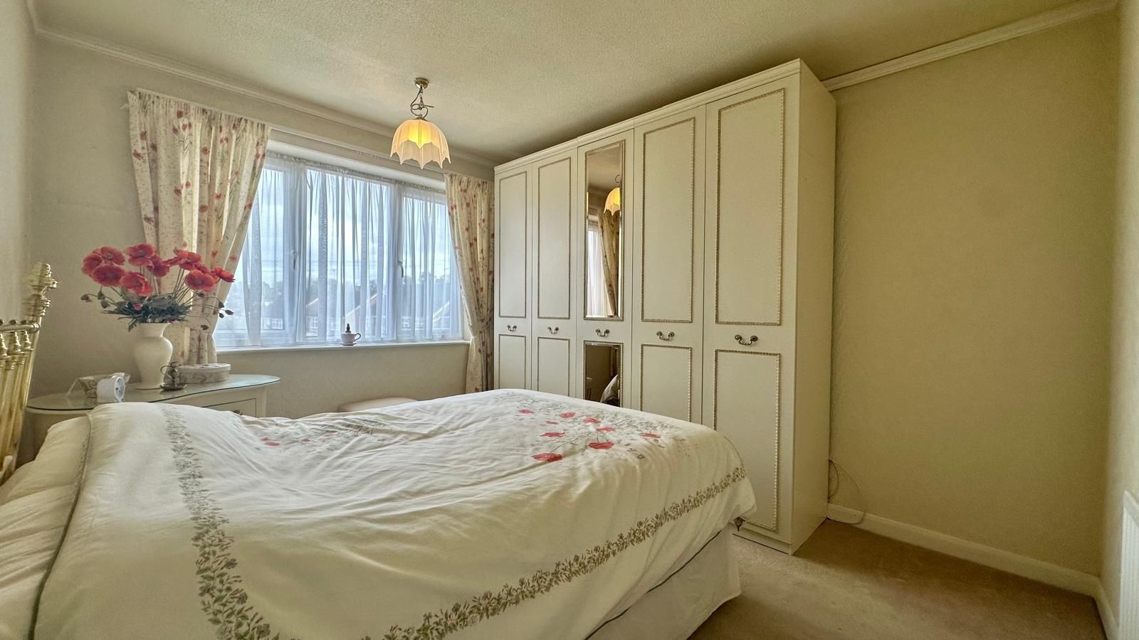 3 bedroom semi-detached house For Sale in Coventry - Photograph 16.