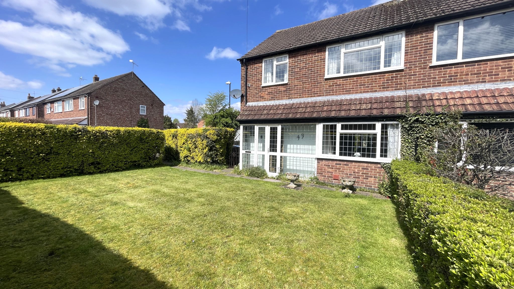 3 bedroom semi-detached house For Sale in Coventry - Property photograph.