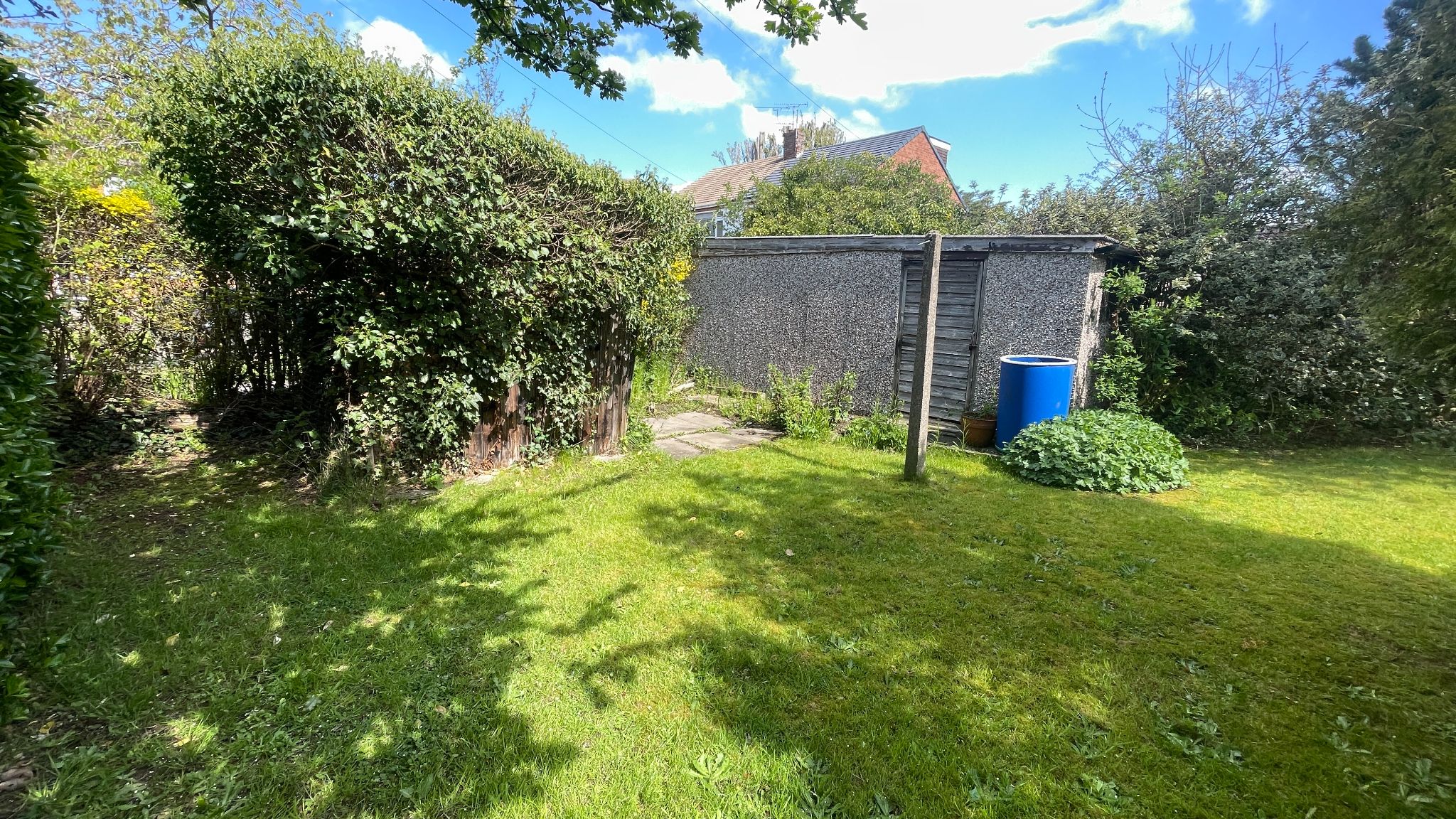 3 bedroom semi-detached house For Sale in Coventry - Photograph 24.