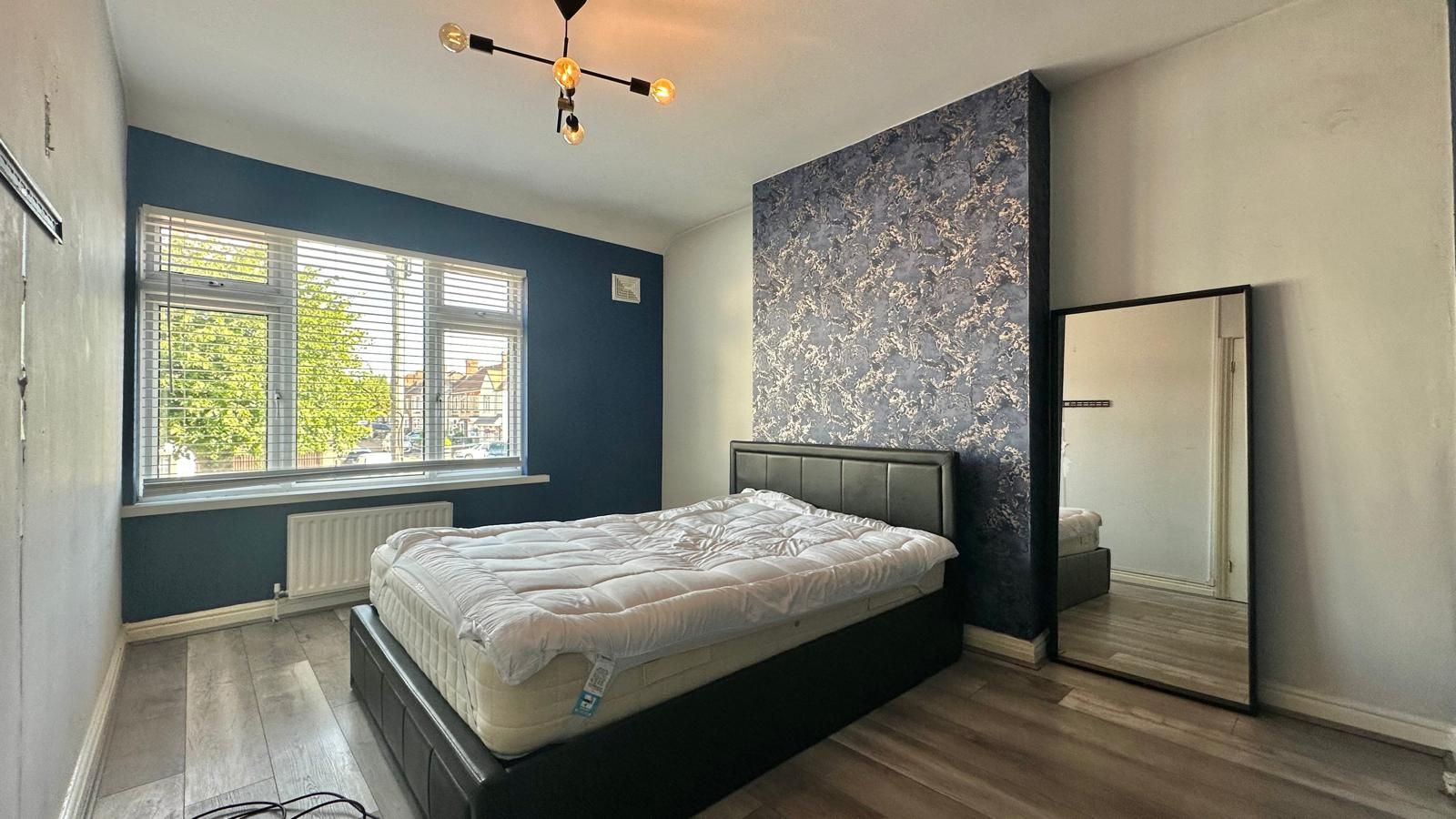 3 bedroom semi-detached house For Sale in Coventry - Photograph 7.