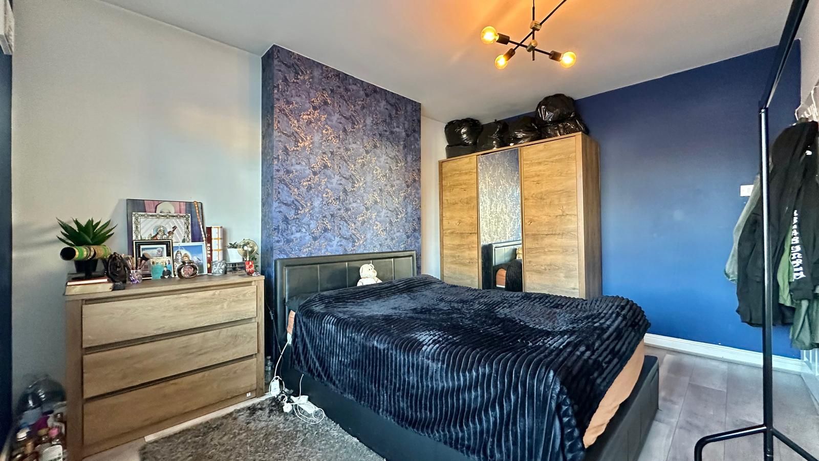 3 bedroom semi-detached house SSTC in Coventry - Photograph 8.