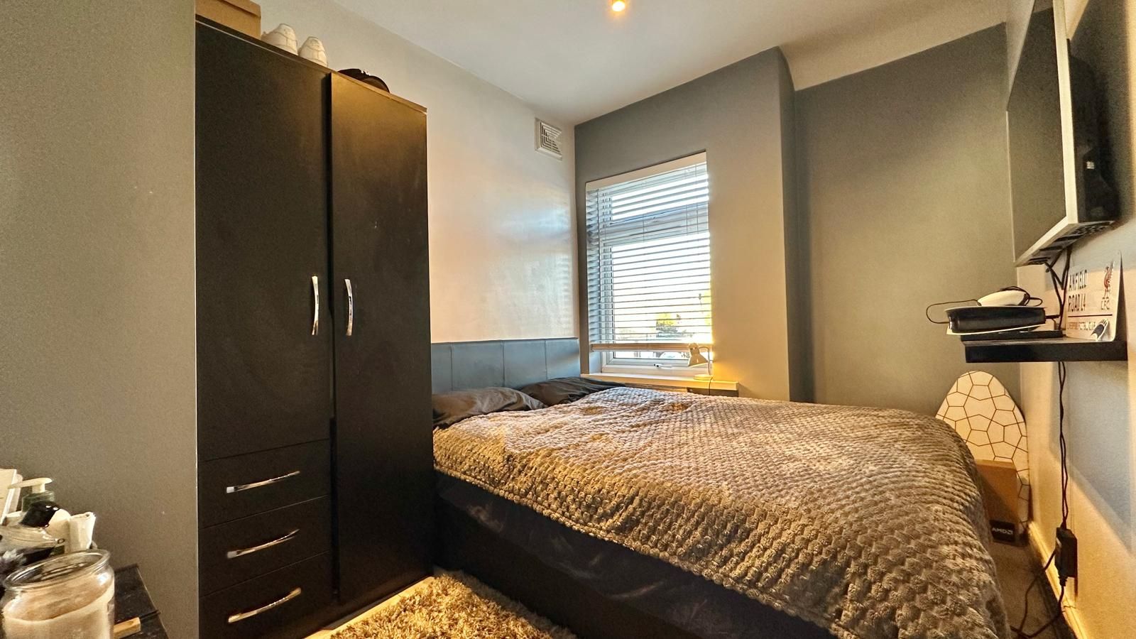 3 bedroom semi-detached house SSTC in Coventry - Photograph 11.