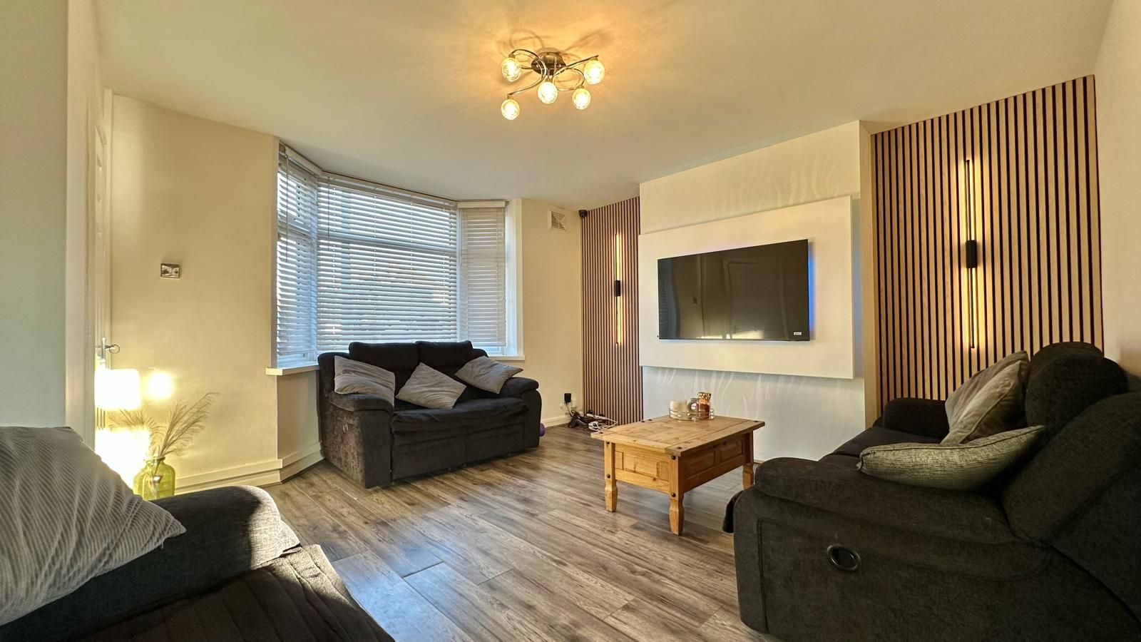 3 bedroom semi-detached house SSTC in Coventry - Photograph 2.